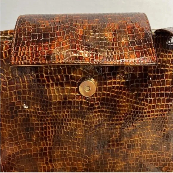 Vintage Timothy Hitsman Snakeskin Cossbody Bag Purse Pocketbook w/ Gold Interior - Picture 2 of 8